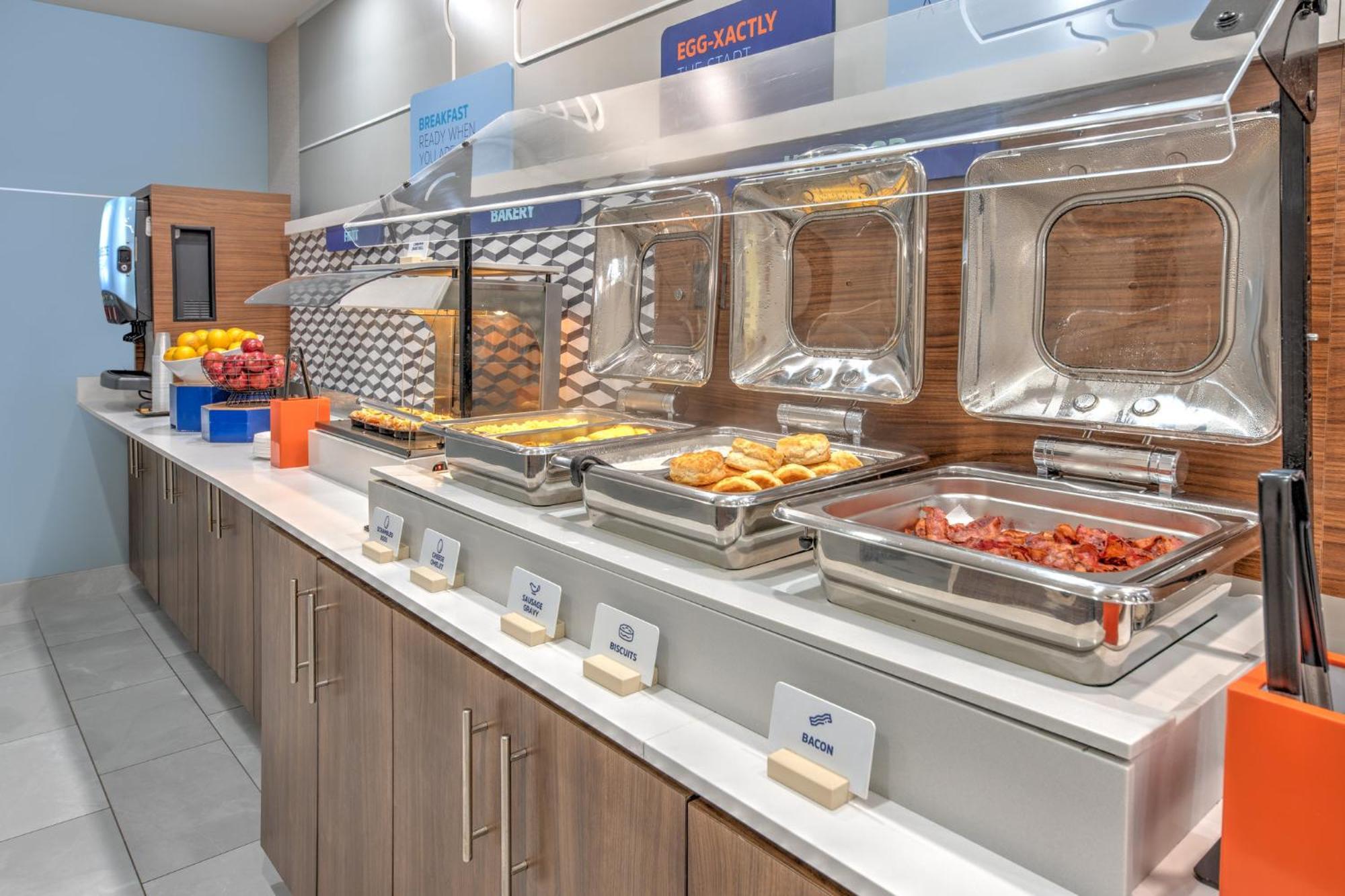Holiday Inn Express Hotel & Suites Dallas West By Ihg Esterno foto