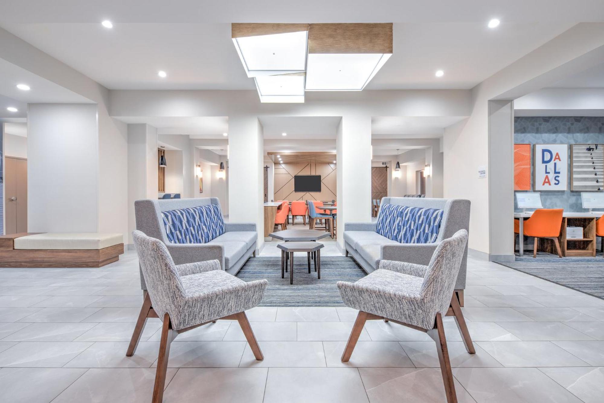 Holiday Inn Express Hotel & Suites Dallas West By Ihg Esterno foto