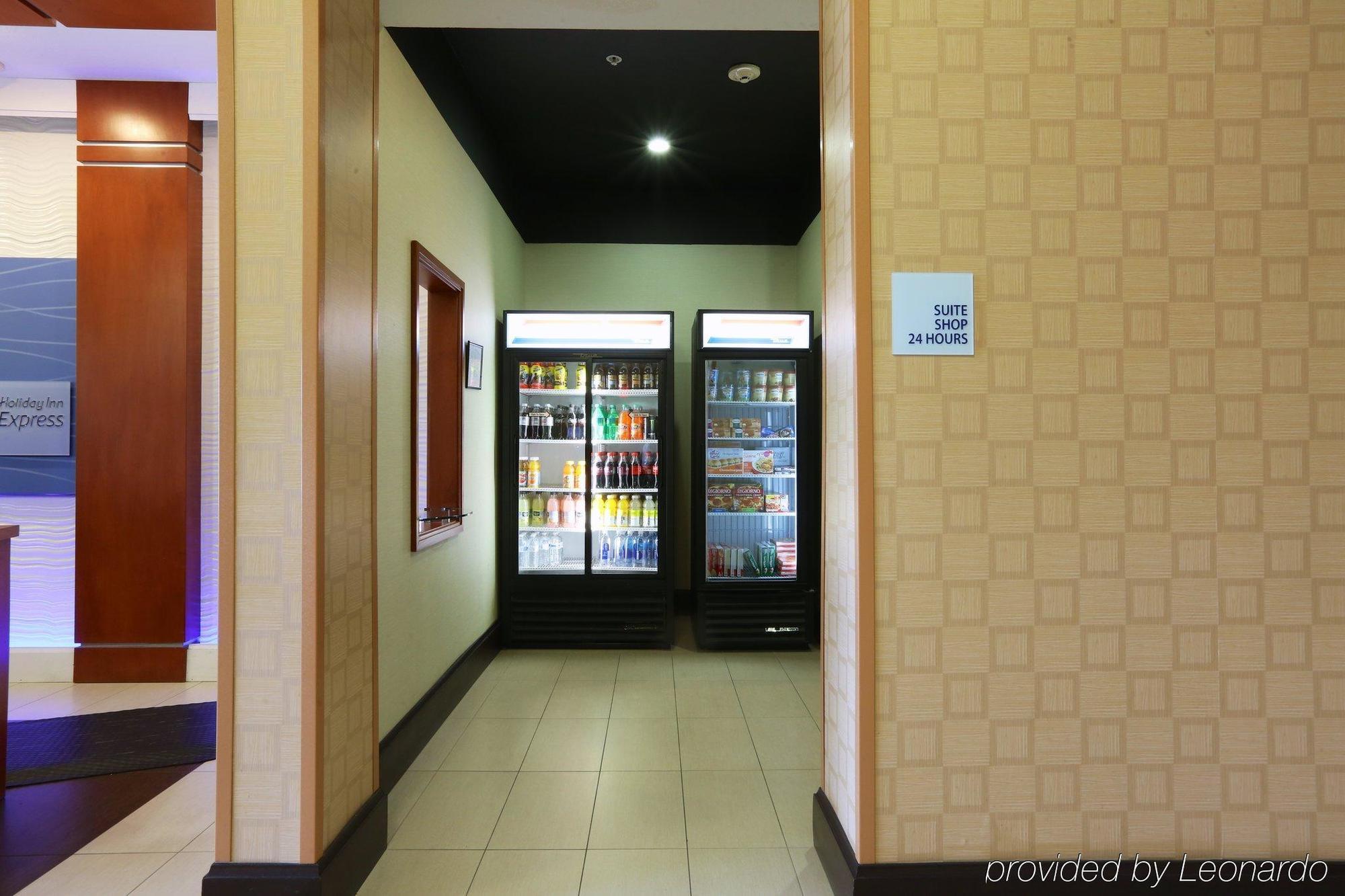 Holiday Inn Express Hotel & Suites Dallas West By Ihg Esterno foto