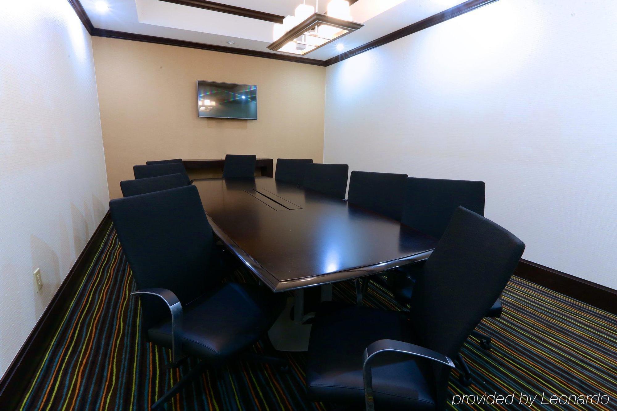 Holiday Inn Express Hotel & Suites Dallas West By Ihg Esterno foto